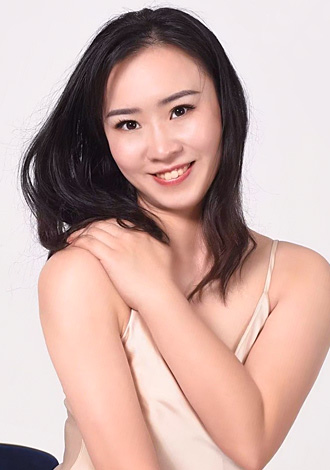 Gorgeous profiles only: Yiqi from Chongqing, Asian member dating