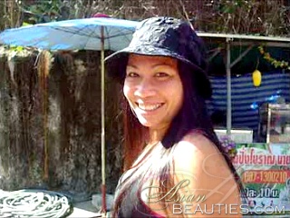 Girl video thumbnail