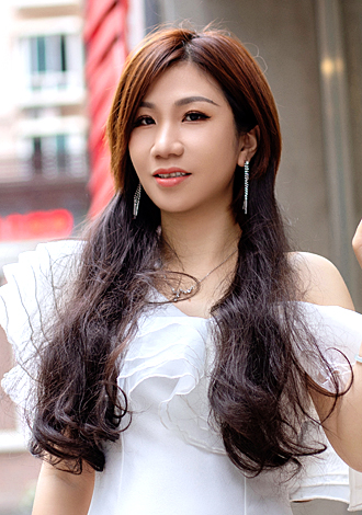 Gorgeous profiles pictures: Li from Liuzhou, online Asian member